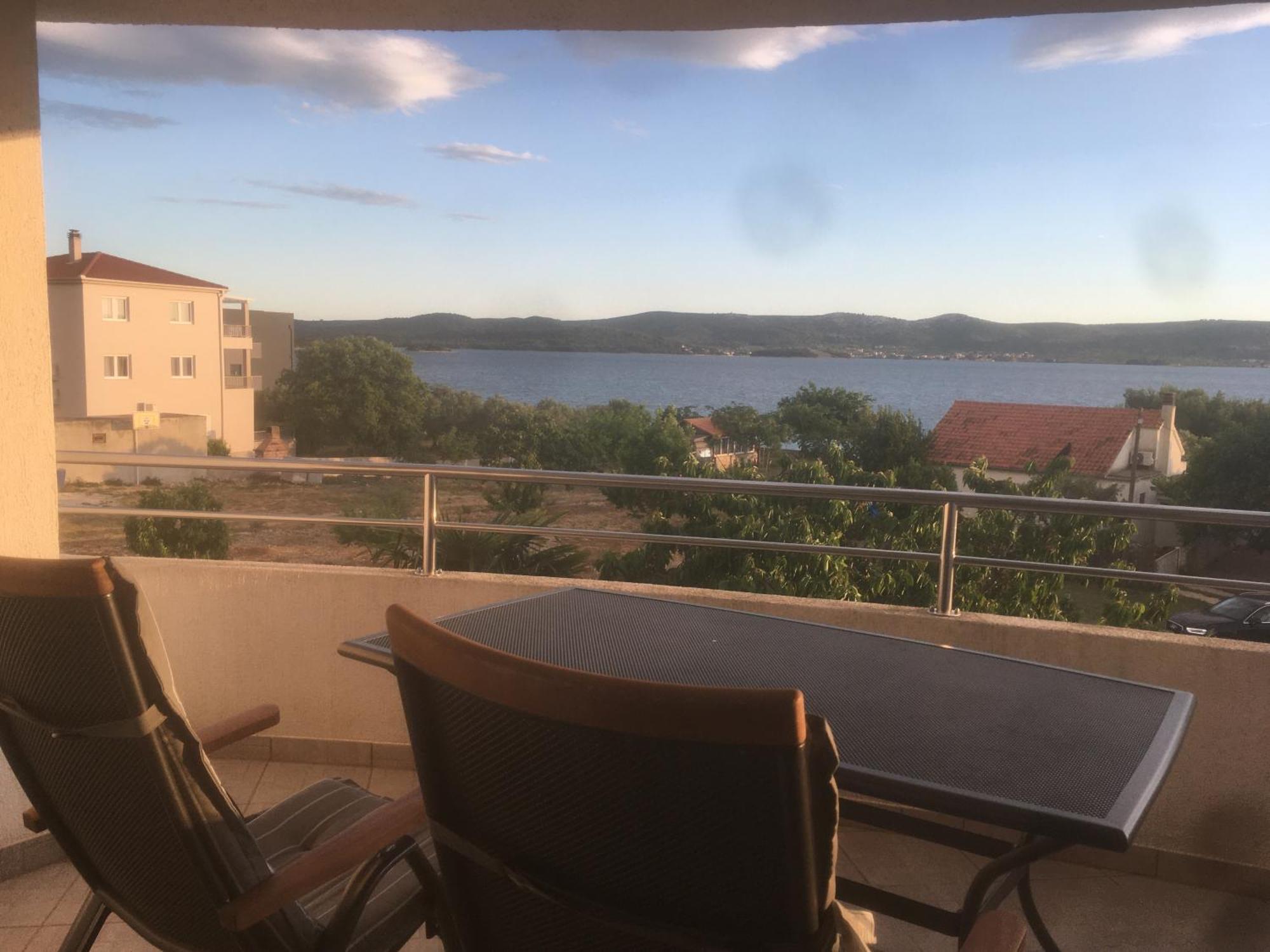 Apartments Maleo Свети Петър Екстериор снимка