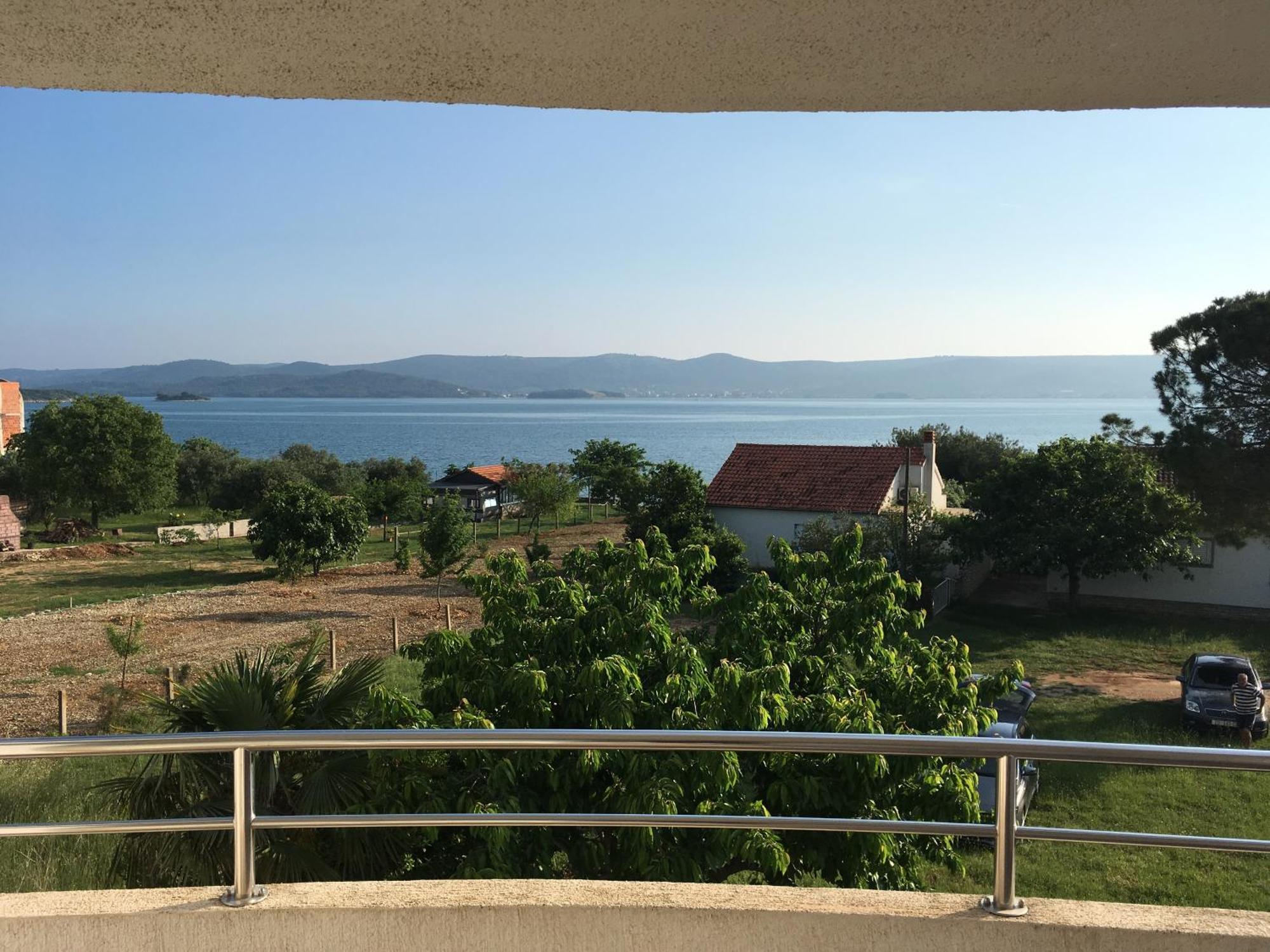Apartments Maleo Свети Петър Екстериор снимка